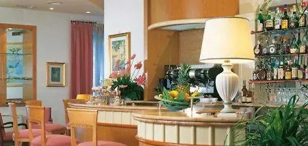 Pamaran Hotell 4*