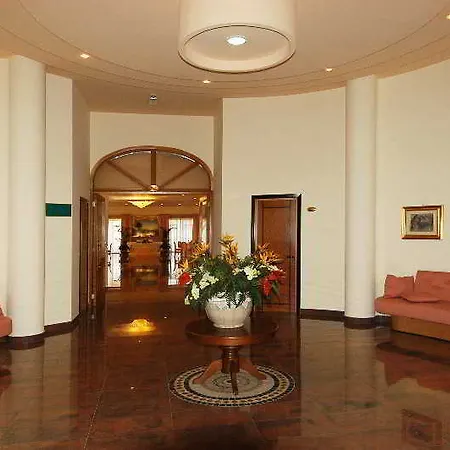 Pamaran Hotell