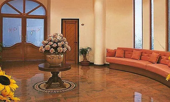 Pamaran ホテル 4*